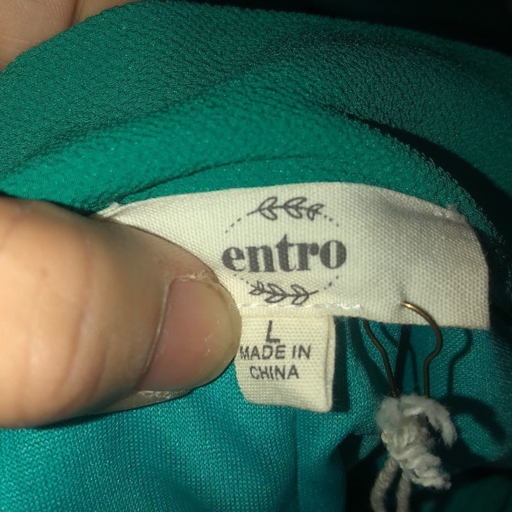 Entro Cold Shoulder Tunic - Picture 5 of 6